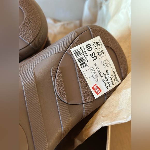 Fit Flop Mukluk Shorty - Picture 5 of 5